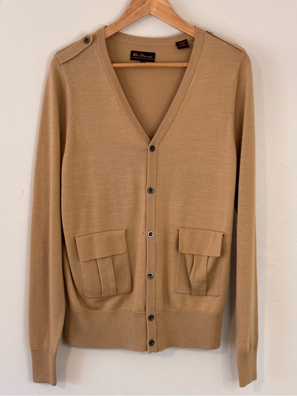Ben Sherman Camel V-Neck Button Cardigan 100% Merino Wool Size Small